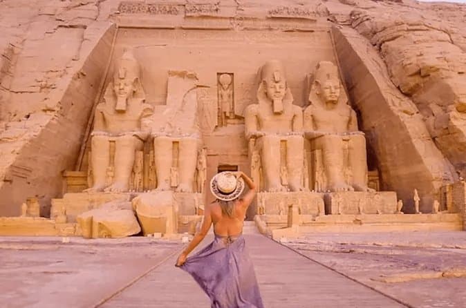 Private Day Tour to Abu Simpel Temples From Aswan
