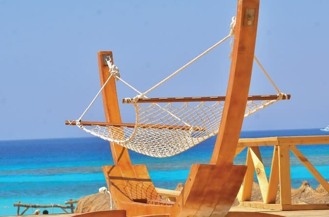 Hurghada Premium Hula Hula Island Cruise with Lunch and Transfer