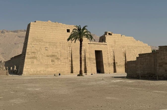 Private Tour: Medinet Habu,Valley of the Queens & Deir el-Medina