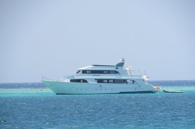 Orange Bay Island Snorkeling Trip with Lunch Included