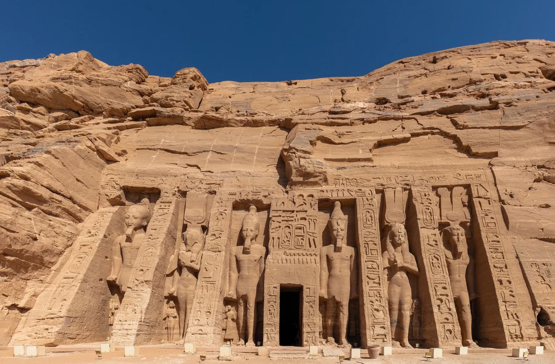 Facade of the Small Temple of Hathor and Nefertari with six standing colossi of the king and queen
