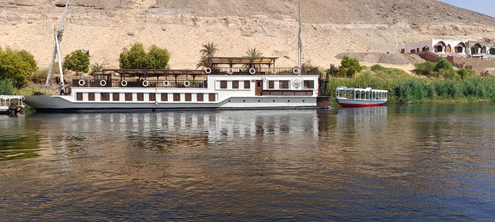 Farouz El Nil II, a Nile dahabiya, operated by Jaz Cruises