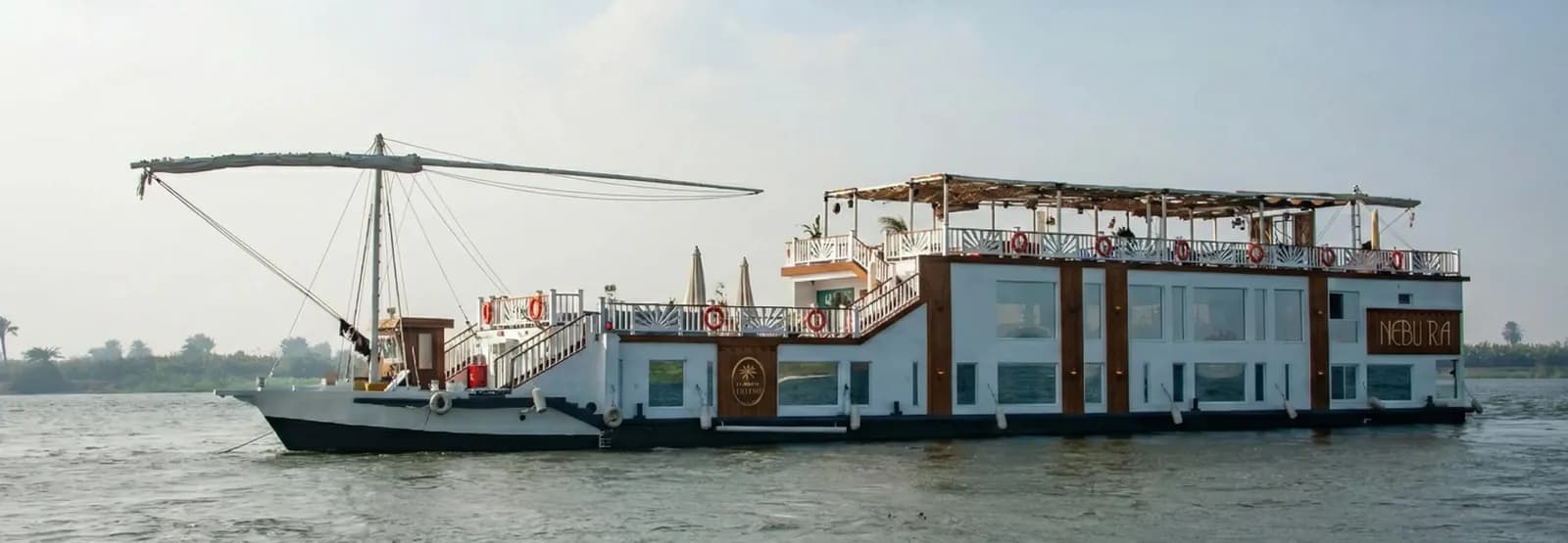 Nebu Ra, a Nile dahabiya