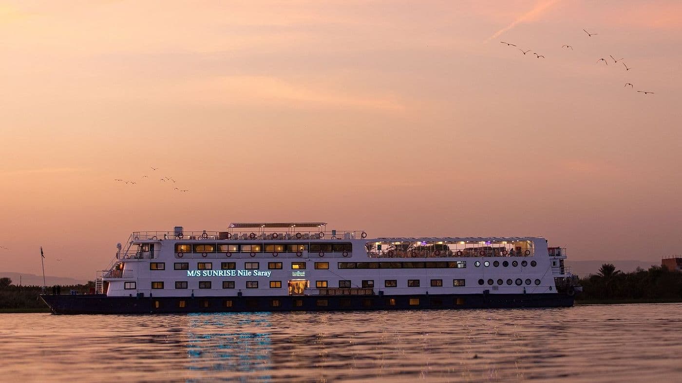 Sunrise Nile Saray
