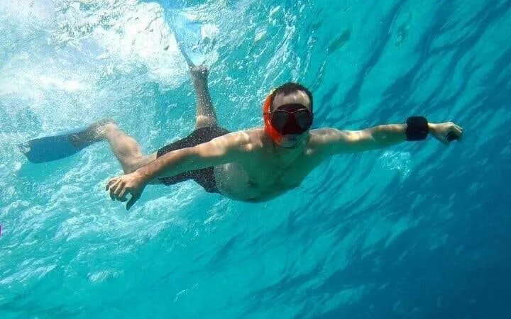 Sharm El Sheikh Private Red Sea Speedboat Tour with Snorkeling and Hotel Transfers