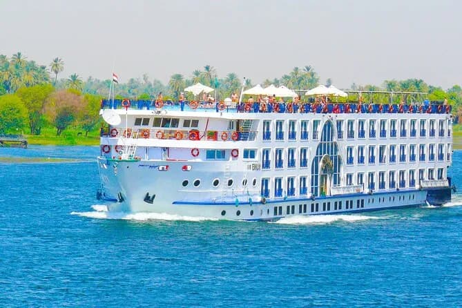 4 Days Nile Cruise from Aswan to Luxor including Abu Simbel and Hot Air Balloon