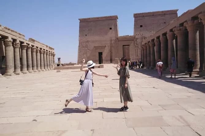 Égypte en 5 jours : pyramides du Caire, croisière de 4 jours d'Assouan à Louxor et Abou Simbel en train