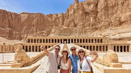 Tagesausflug zum antiken Luxor ab Sharm El Sheikh mit Flügen