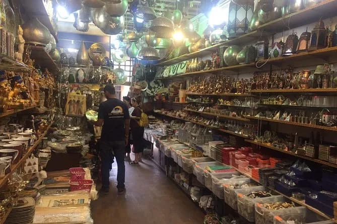 Tour de compras por El Cairo: souvenirs egipcios baratos sin complicaciones