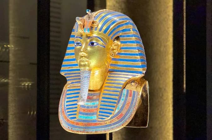 Grand Egyptian Museum private tour with Tutankhamun Gallery