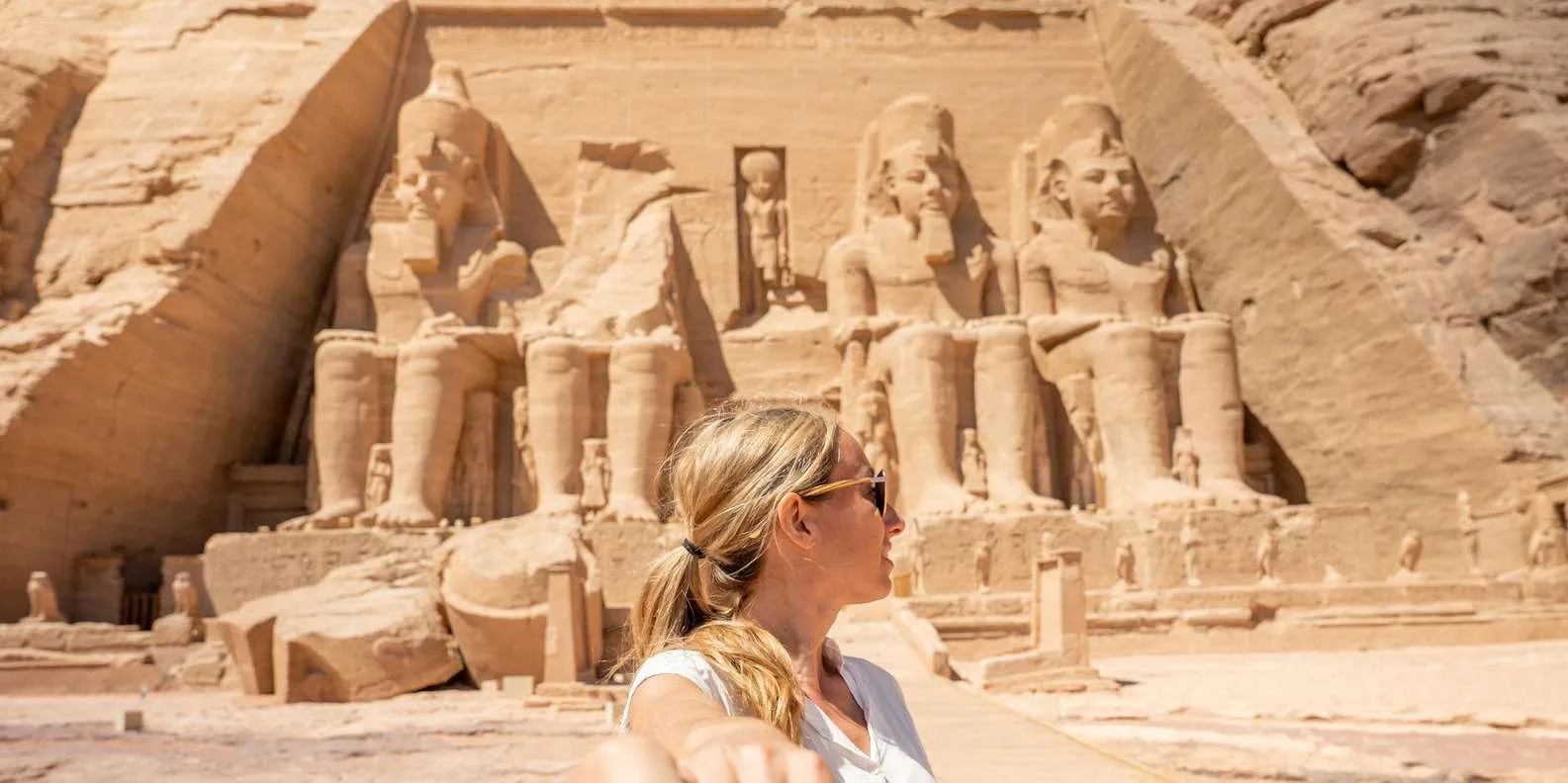 From Aswan: Abu Simbel Temple Day Trip with Hotel Pickup