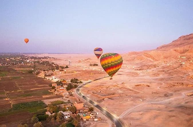 Hot Air Balloon Ride in Luxor