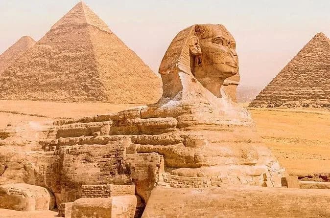 Private Half Day and Tour in Giza Pyramids & Great Sphinx