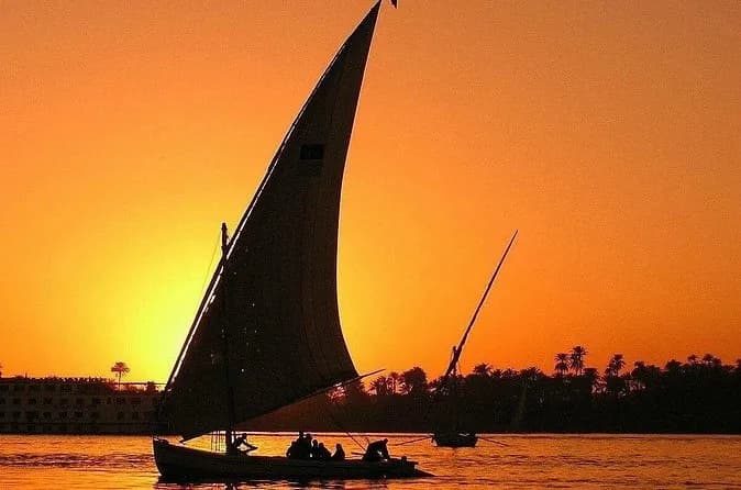 Private Nile Felucca Cruise with Transfers and Refreshments