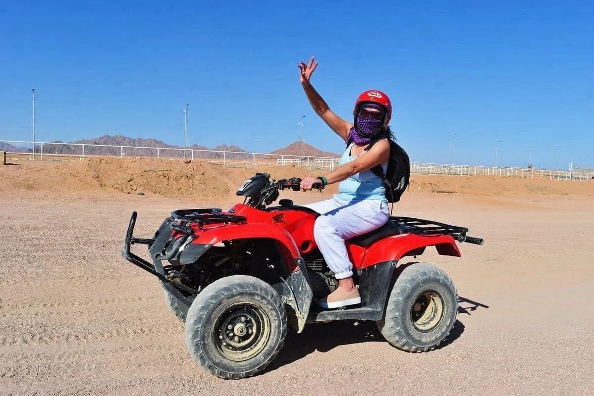Balade en quad et chameau à Charm El-Cheikh