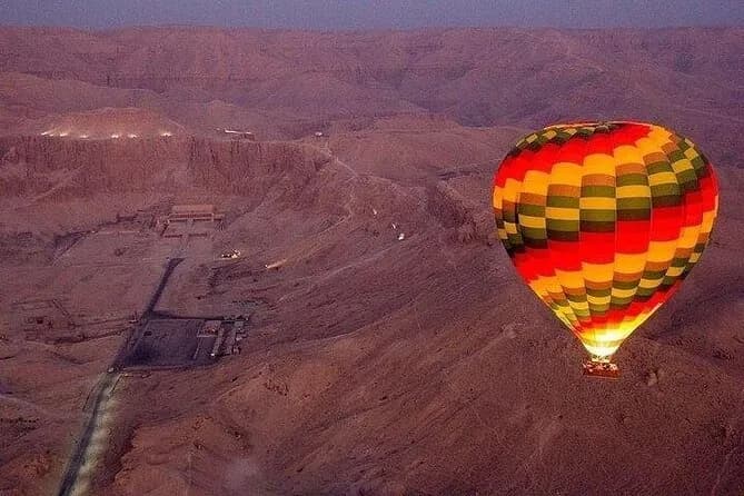 Heißluftballonfahrt bei Sonnenaufgang in Luxor | Reise nach Ägypten