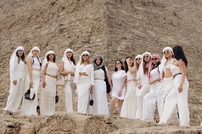 Tour privato ViP Piramidi di Giza, giro in cammello, all'interno della terza piramide