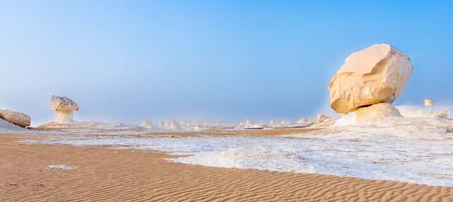 White Desert Bahariya Oasis 2 or 3-Day Private Tour